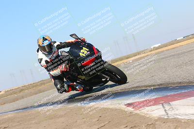 media/Mar-07-2022-Fun Track Dayz (Mon) [[9cc4a7dca7]]/Novice Group/145pm (Grapevine)/